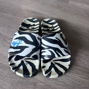 Off-White Zebra Print Slippers - Black and White